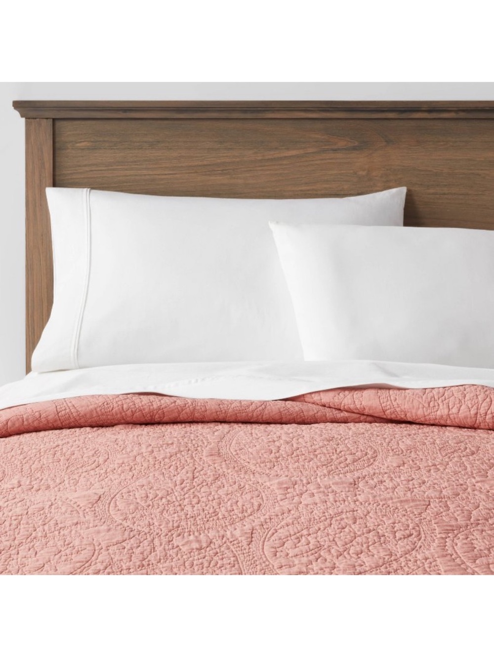 Threshold™ Full/Queen Paisley Stitch Quilt Vibrant Pink Coverlet Quilt
